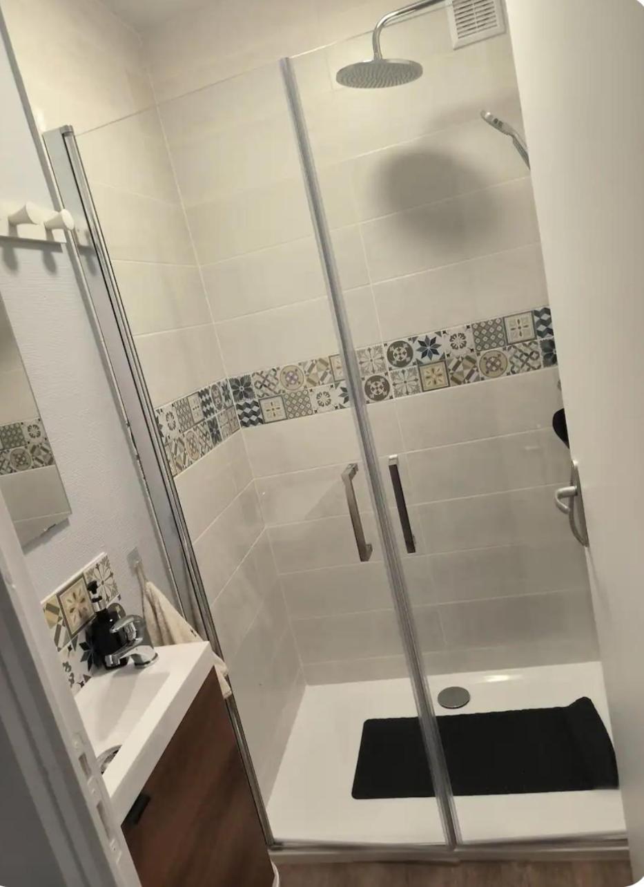 A1 Champagne Residence - 200 M2 14 Personnes 2 Toilets 4 Showers - Hyper Centre - Chalons En Champagne Exterior foto